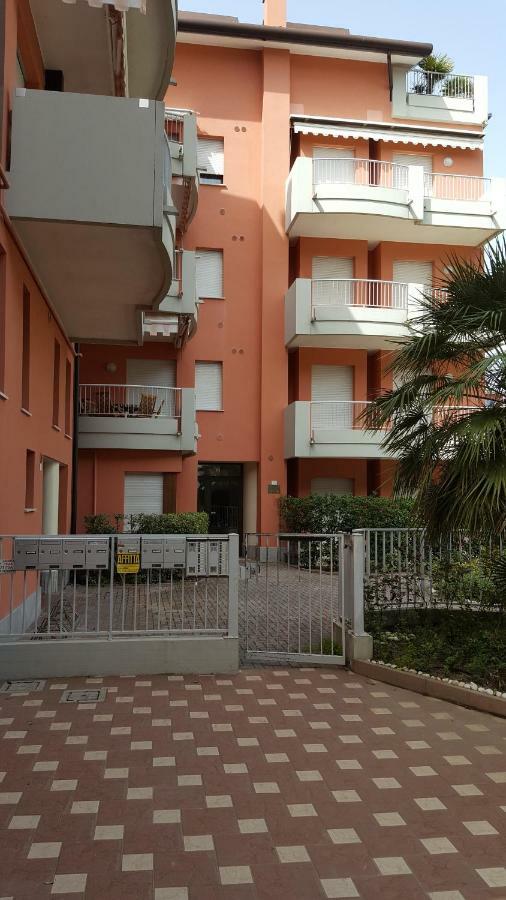 Residence Ipanema - Walterigato Apartments Solo Per Famiglie Lido di Jesolo Exterior photo